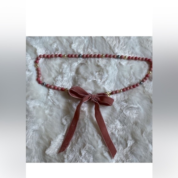 CHANEL Ribbon Necklace - Picture 9 of 11